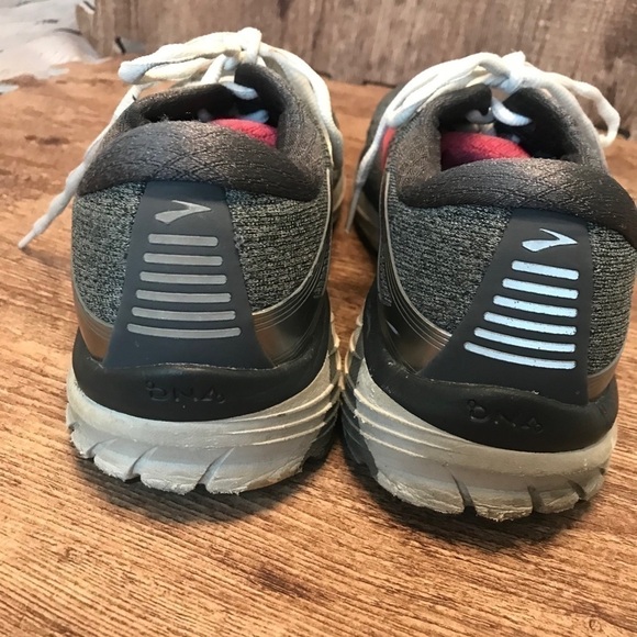 Brooks Women's Adrenaline GTS 18 Running Sneaker - Picture 4 of 8